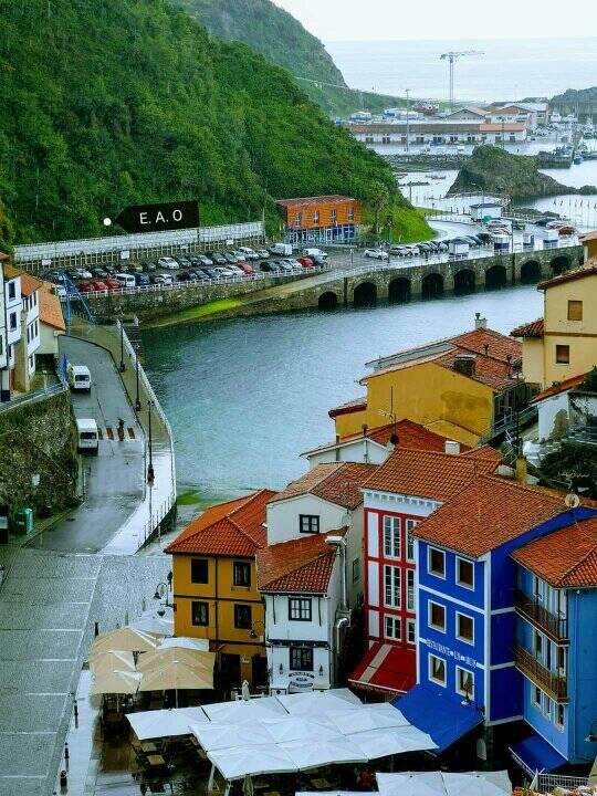 Cudillero photo