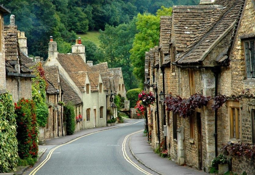Castle Combe photo
