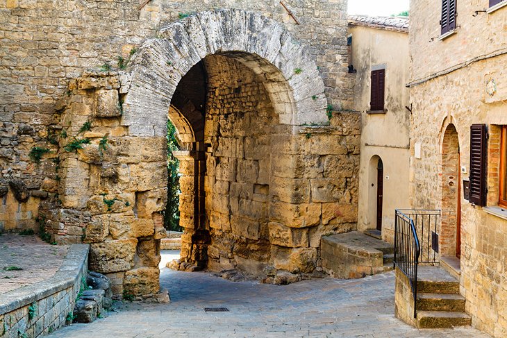 Volterra photo